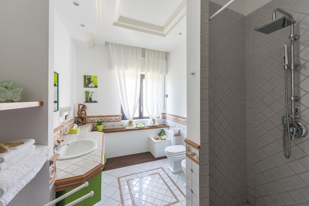 B&B Mondello Holiday ปาแลร์โม ภายนอก รูปภาพ