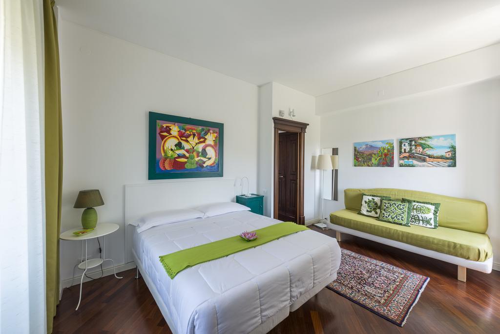 B&B Mondello Holiday ปาแลร์โม ภายนอก รูปภาพ